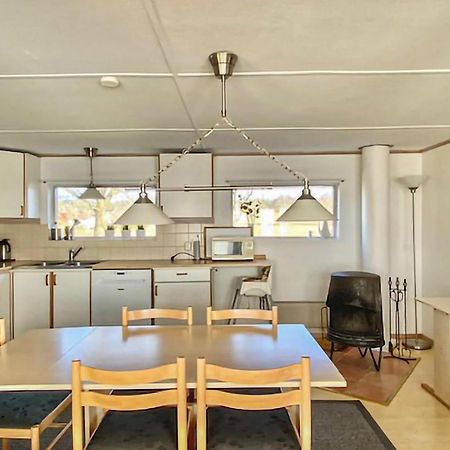 Gorgeous Home In Harloesa With Wifi Harlosa ภายนอก รูปภาพ